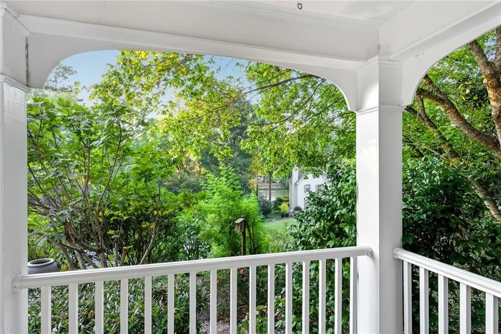 405 Ferry Landing, Atlanta, Georgia 30328, 4 Bedrooms Bedrooms, ,3 BathroomsBathrooms,Residential,For Sale,405 Ferry Landing,7648705