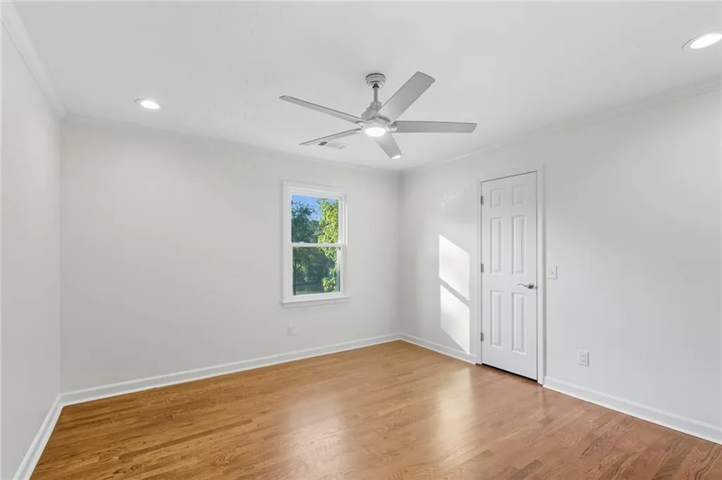 405 Ferry Landing, Atlanta, Georgia 30328, 4 Bedrooms Bedrooms, ,3 BathroomsBathrooms,Residential,For Sale,405 Ferry Landing,7648705