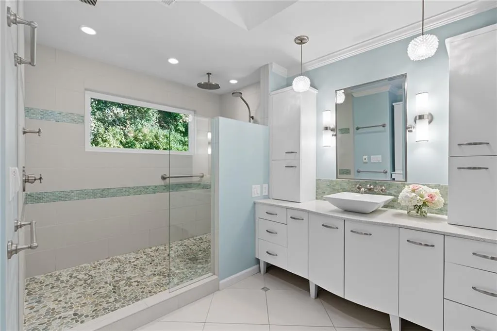 405 Ferry Landing, Atlanta, Georgia 30328, 4 Bedrooms Bedrooms, ,3 BathroomsBathrooms,Residential,For Sale,405 Ferry Landing,7648705