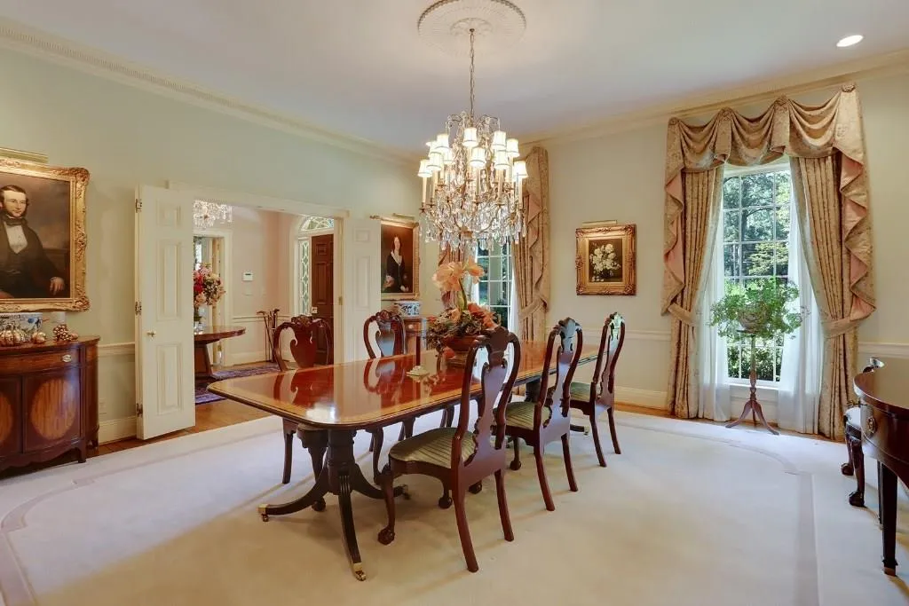 1111 W Paces Ferry Road, Atlanta, Georgia 30327, 6 Bedrooms Bedrooms, ,6 BathroomsBathrooms,Residential,Sold,1111 W Paces Ferry Road,5592374