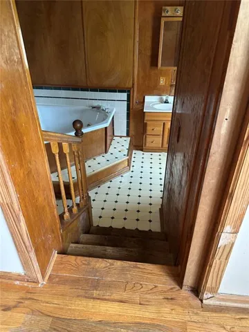 1170