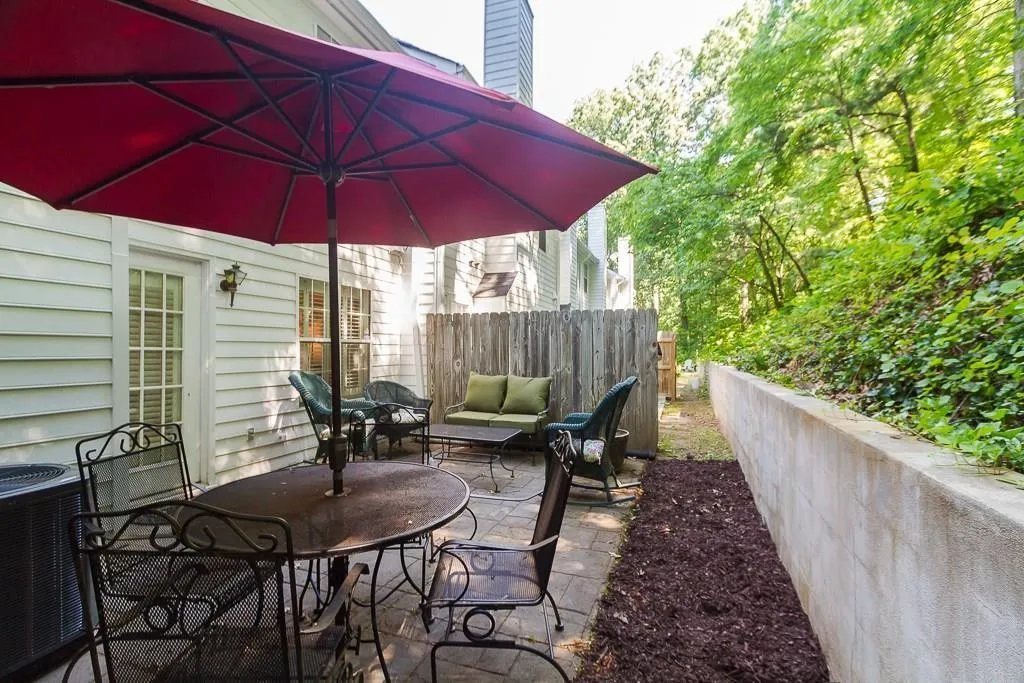 1160 Windsor Parkway Unit 13, Atlanta, Georgia 30319, 2 Bedrooms Bedrooms, ,2 BathroomsBathrooms,Residential,Sold,1160 Windsor Parkway Unit 13,6756894