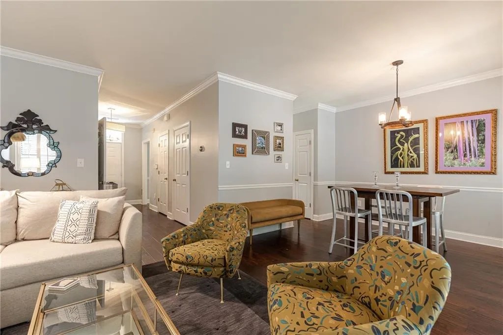 1160 Windsor Parkway Unit 13, Atlanta, Georgia 30319, 2 Bedrooms Bedrooms, ,2 BathroomsBathrooms,Residential,Sold,1160 Windsor Parkway Unit 13,6756894