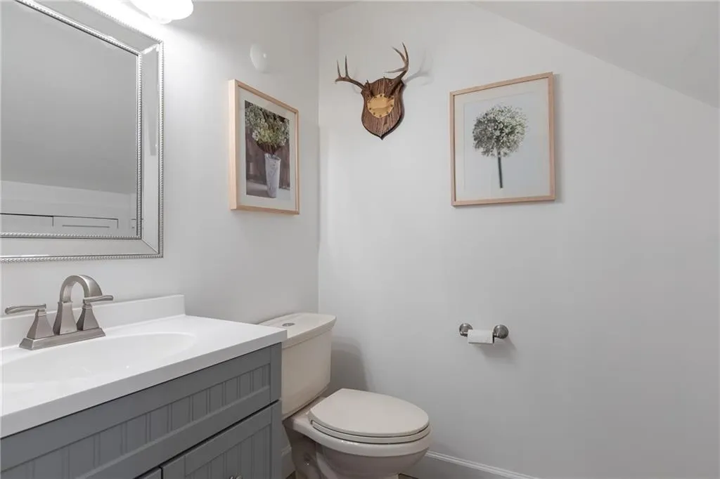 1160 Windsor Parkway Unit 13, Atlanta, Georgia 30319, 2 Bedrooms Bedrooms, ,2 BathroomsBathrooms,Residential,Sold,1160 Windsor Parkway Unit 13,6756894