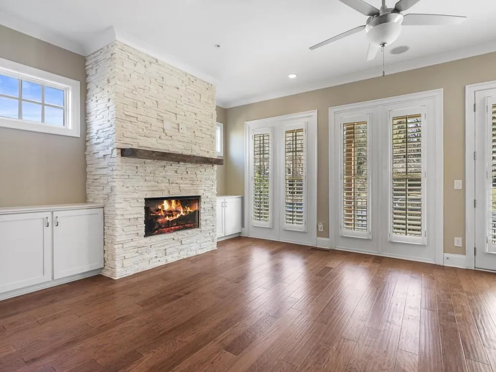 5830 Sandy Springs Circle, Atlanta, Georgia 30328, 3 Bedrooms Bedrooms, ,3 BathroomsBathrooms,Residential,Sold,5830 Sandy Springs Circle,7004525