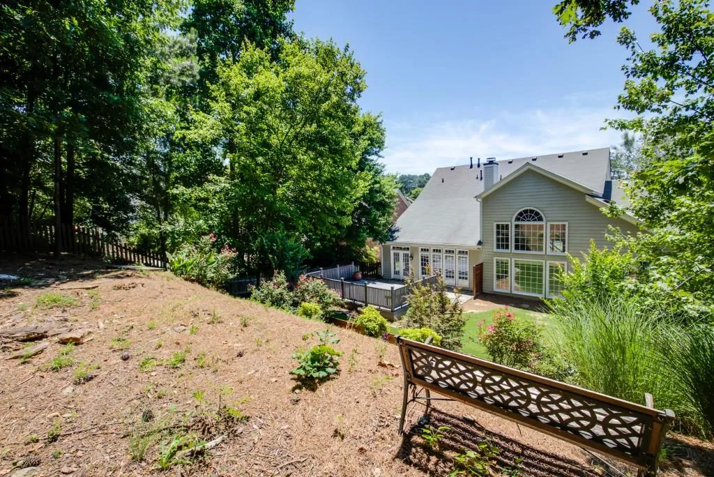 175 Smithdun Lane, Sandy Springs, Georgia 30350, 4 Bedrooms Bedrooms, ,3 BathroomsBathrooms,Residential,Sold,175 Smithdun Lane,6023768