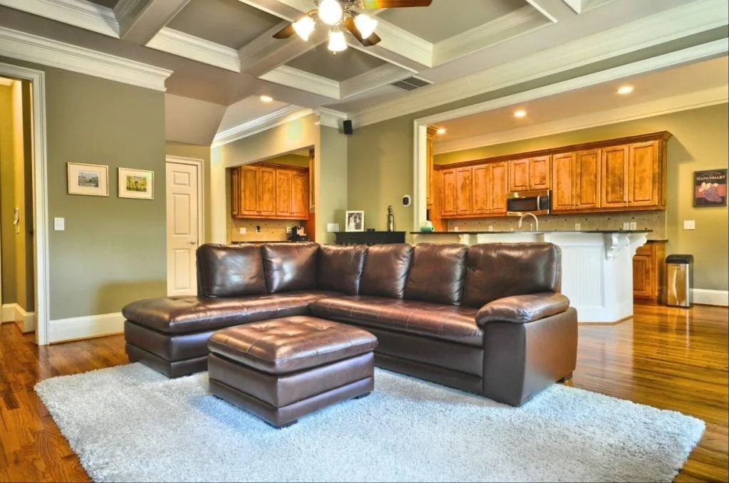 6347 Cotswold Lane, Sandy Springs, Georgia 30328, 4 Bedrooms Bedrooms, ,3 BathroomsBathrooms,Residential,Sold,6347 Cotswold Lane,5863239