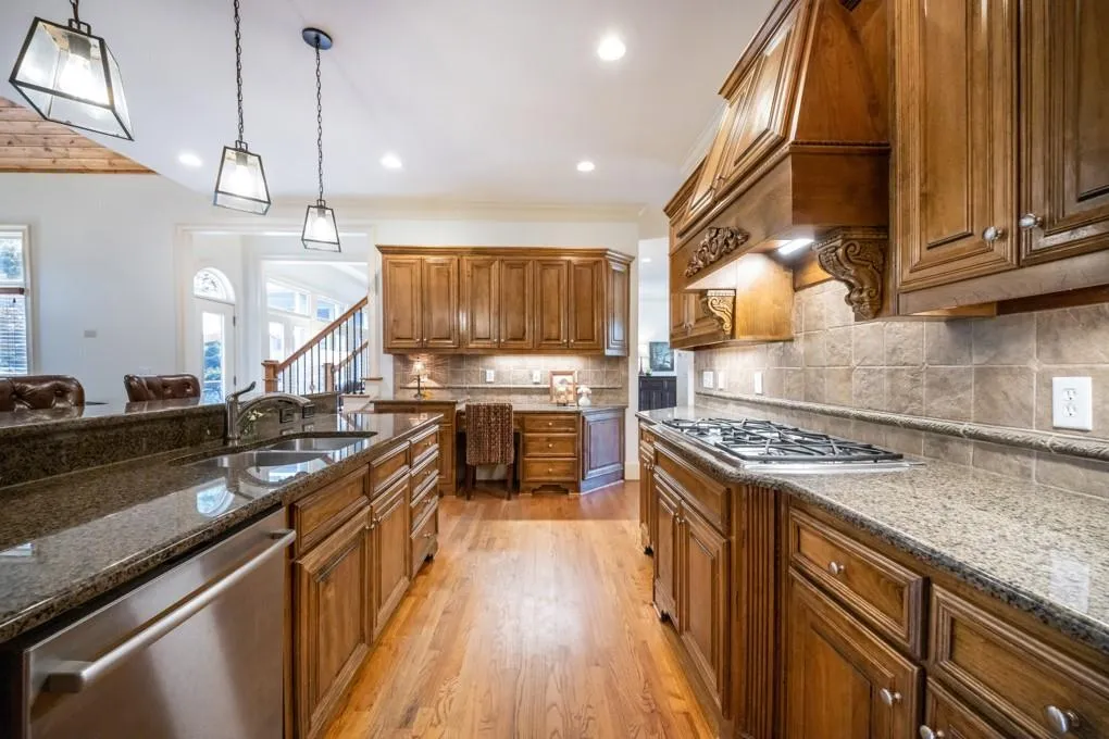 400 Meadow Gate Close, Atlanta, Georgia 30350, 5 Bedrooms Bedrooms, ,5 BathroomsBathrooms,Residential,Sold,400 Meadow Gate Close,7427948