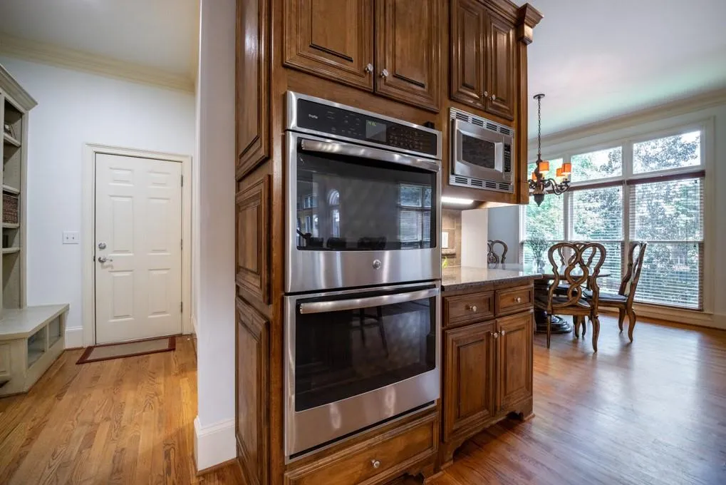 400 Meadow Gate Close, Atlanta, Georgia 30350, 5 Bedrooms Bedrooms, ,5 BathroomsBathrooms,Residential,Sold,400 Meadow Gate Close,7427948