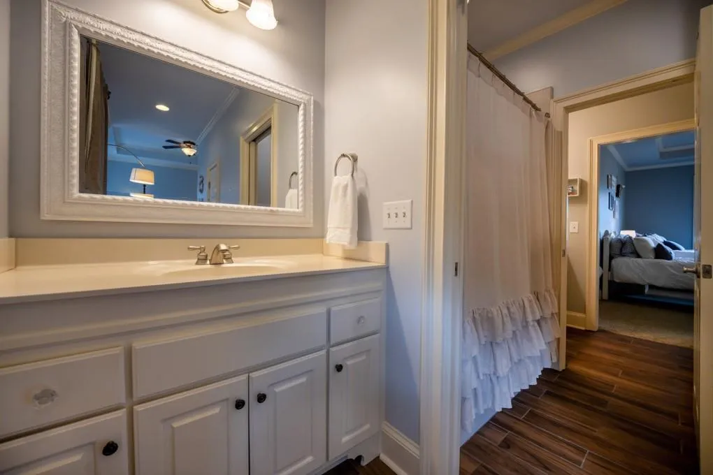 Jack-n-Jill bathroom