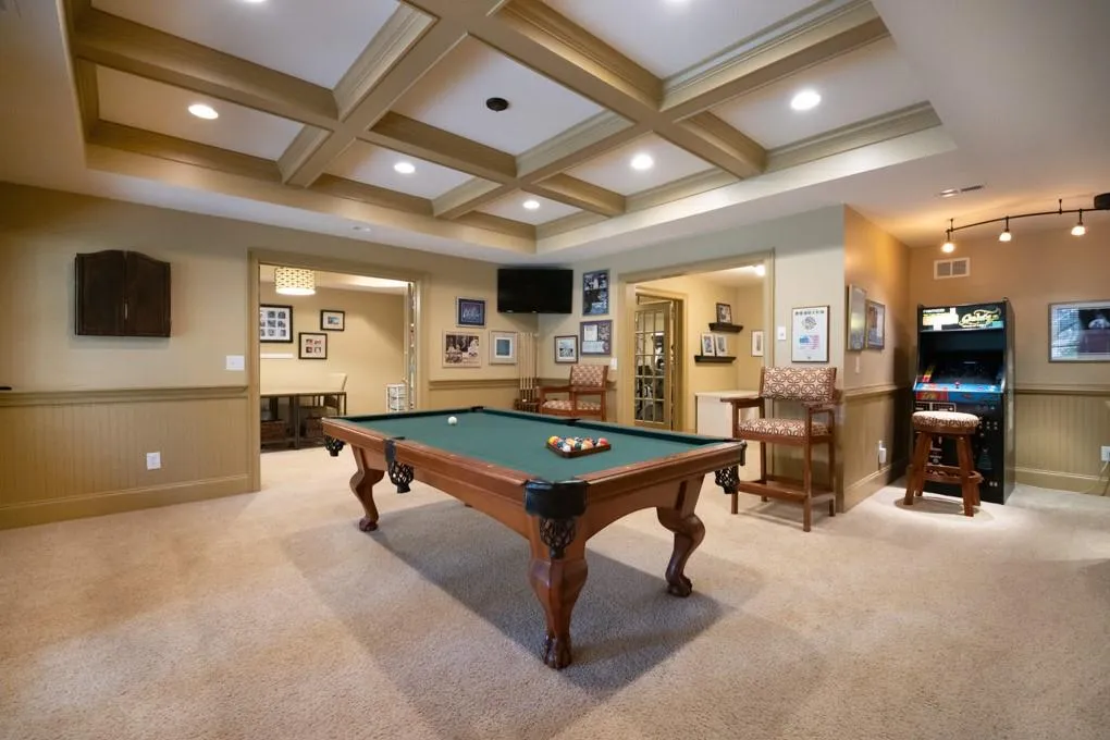 Terrace level game room