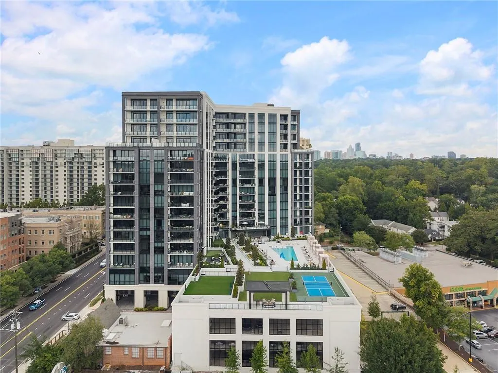 2425 Peachtree Road Ne Unit 511, Atlanta, Georgia 30305, 2 Bedrooms Bedrooms, 0 ,3 BathroomsBathrooms,Residential,For Sale,2425 Peachtree Road Ne Unit 511,7836431