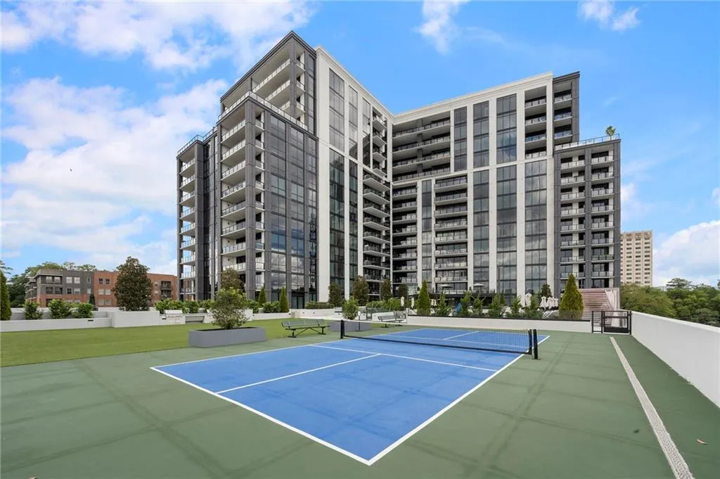 2425 Peachtree Road Ne Unit 511, Atlanta, Georgia 30305, 2 Bedrooms Bedrooms, 0 ,3 BathroomsBathrooms,Residential,For Sale,2425 Peachtree Road Ne Unit 511,7836431