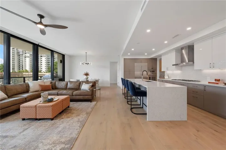 2425 Peachtree Road Ne Unit 511, Atlanta, Georgia 30305