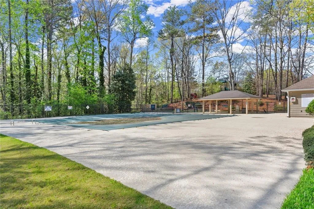 495 Heritage Way, Atlanta, Georgia 30328, 4 Bedrooms Bedrooms, ,3 BathroomsBathrooms,Residential,Sold,495 Heritage Way,7554169