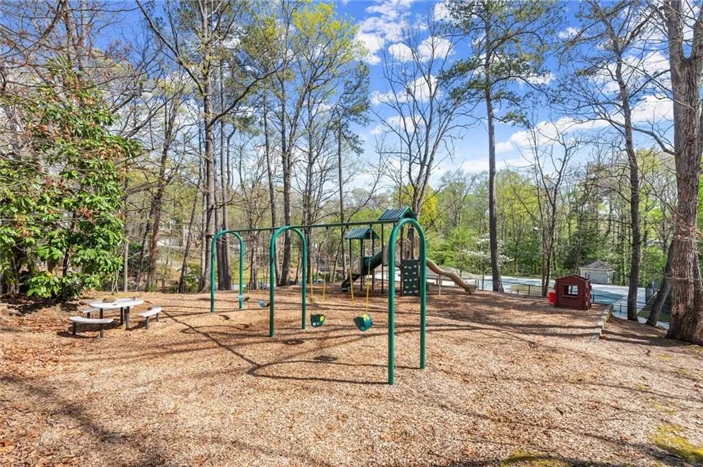495 Heritage Way, Atlanta, Georgia 30328, 4 Bedrooms Bedrooms, ,3 BathroomsBathrooms,Residential,Sold,495 Heritage Way,7554169