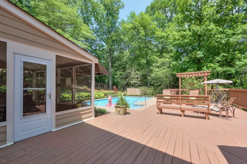 7900 Saddle Ridge Drive, Sandy Springs, Georgia 30350, 4 Bedrooms Bedrooms, ,3 BathroomsBathrooms,Residential,Sold,7900 Saddle Ridge Drive,7216056