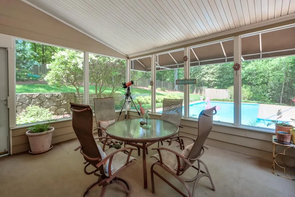7900 Saddle Ridge Drive, Sandy Springs, Georgia 30350, 4 Bedrooms Bedrooms, ,3 BathroomsBathrooms,Residential,Sold,7900 Saddle Ridge Drive,7216056