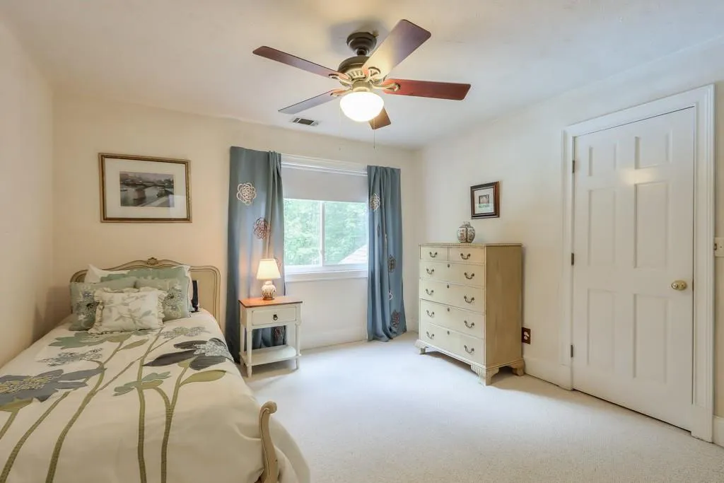 7900 Saddle Ridge Drive, Sandy Springs, Georgia 30350, 4 Bedrooms Bedrooms, ,3 BathroomsBathrooms,Residential,Sold,7900 Saddle Ridge Drive,7216056