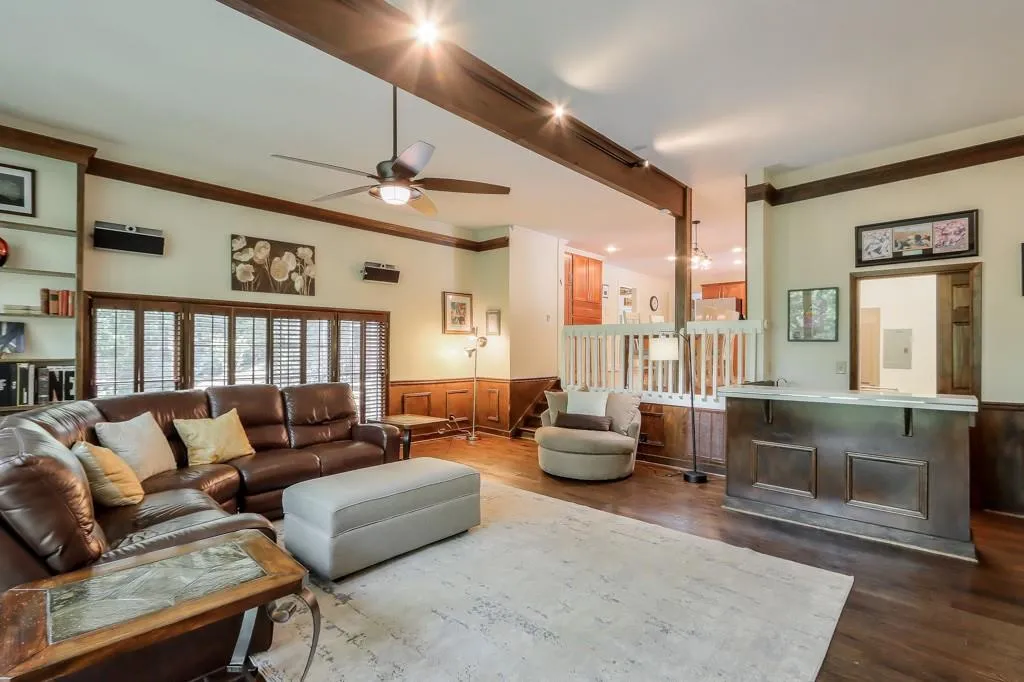 7900 Saddle Ridge Drive, Sandy Springs, Georgia 30350, 4 Bedrooms Bedrooms, ,3 BathroomsBathrooms,Residential,Sold,7900 Saddle Ridge Drive,7216056