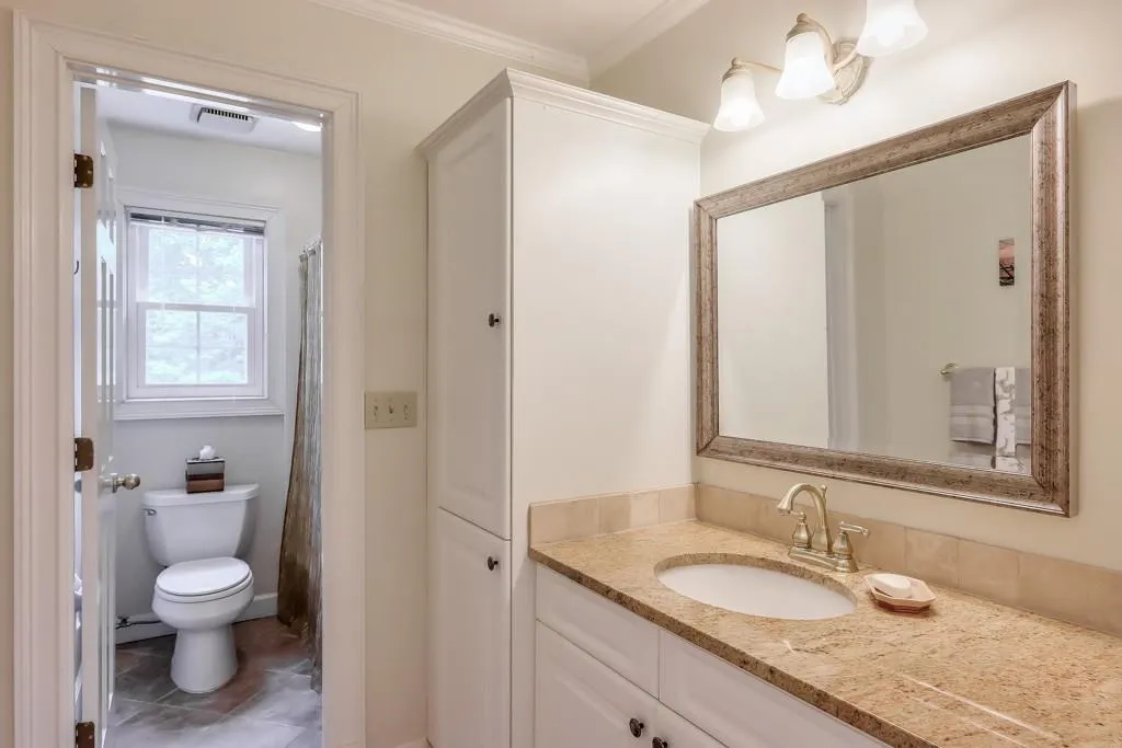 7900 Saddle Ridge Drive, Sandy Springs, Georgia 30350, 4 Bedrooms Bedrooms, ,3 BathroomsBathrooms,Residential,Sold,7900 Saddle Ridge Drive,7216056