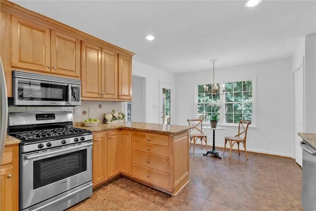 1590 Sunnybrook Farm Road Road, Atlanta, Georgia 30350, 5 Bedrooms Bedrooms, ,3 BathroomsBathrooms,Residential,For Sale,1590 Sunnybrook Farm Road Road,7603034