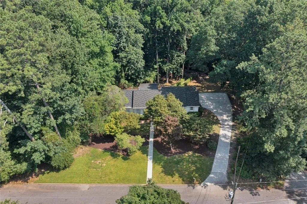 1590 Sunnybrook Farm Road Road, Atlanta, Georgia 30350, 5 Bedrooms Bedrooms, ,3 BathroomsBathrooms,Residential,For Sale,1590 Sunnybrook Farm Road Road,7603034