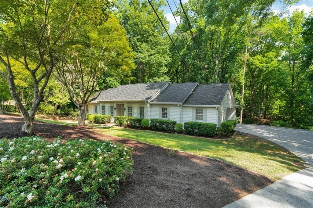 1590 Sunnybrook Farm Road Road, Atlanta, Georgia 30350, 5 Bedrooms Bedrooms, ,3 BathroomsBathrooms,Residential,For Sale,1590 Sunnybrook Farm Road Road,7603034