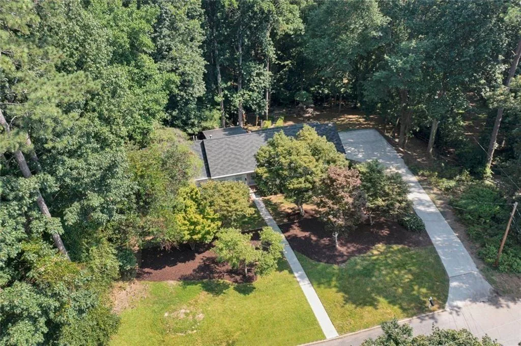 1590 Sunnybrook Farm Road Road, Atlanta, Georgia 30350, 5 Bedrooms Bedrooms, ,3 BathroomsBathrooms,Residential,For Sale,1590 Sunnybrook Farm Road Road,7603034