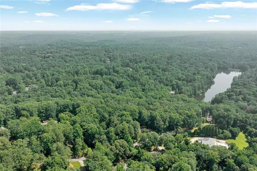 1590 Sunnybrook Farm Road Road, Atlanta, Georgia 30350, 5 Bedrooms Bedrooms, ,3 BathroomsBathrooms,Residential,For Sale,1590 Sunnybrook Farm Road Road,7603034