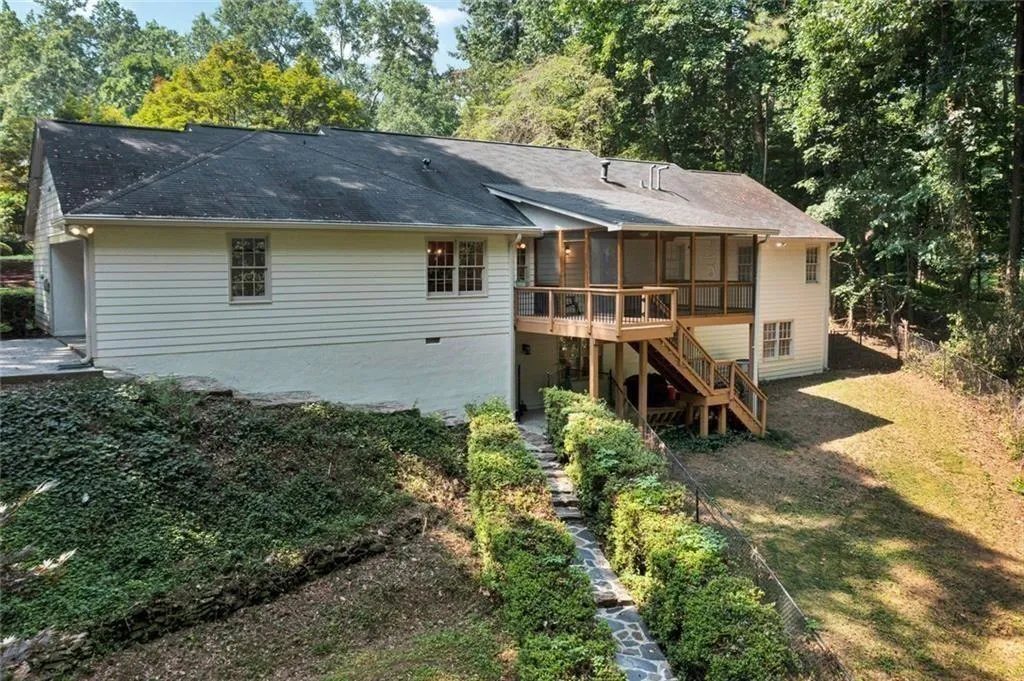 1590 Sunnybrook Farm Road Road, Atlanta, Georgia 30350, 5 Bedrooms Bedrooms, ,3 BathroomsBathrooms,Residential,For Sale,1590 Sunnybrook Farm Road Road,7603034
