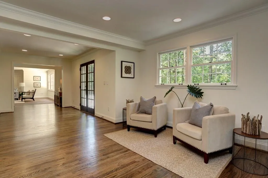 5200 High Point Road, Sandy Springs, Georgia 30342, 4 Bedrooms Bedrooms, ,3 BathroomsBathrooms,Residential,Sold,5200 High Point Road,5871006