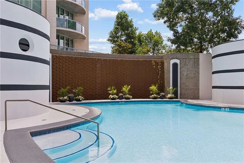 750 Park Avenue Ne Unit 18e, Atlanta, Georgia 30326, 2 Bedrooms Bedrooms, 0 ,2 BathroomsBathrooms,Residential,For Sale,750 Park Avenue Ne Unit 18e,7720110