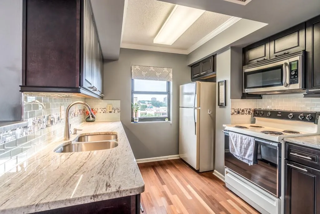 795 Hammond Drive Unit 1012, Atlanta, Georgia 30328, 1 Bedroom Bedrooms, ,1 BathroomBathrooms,Residential,Sold,795 Hammond Drive Unit 1012,6565880