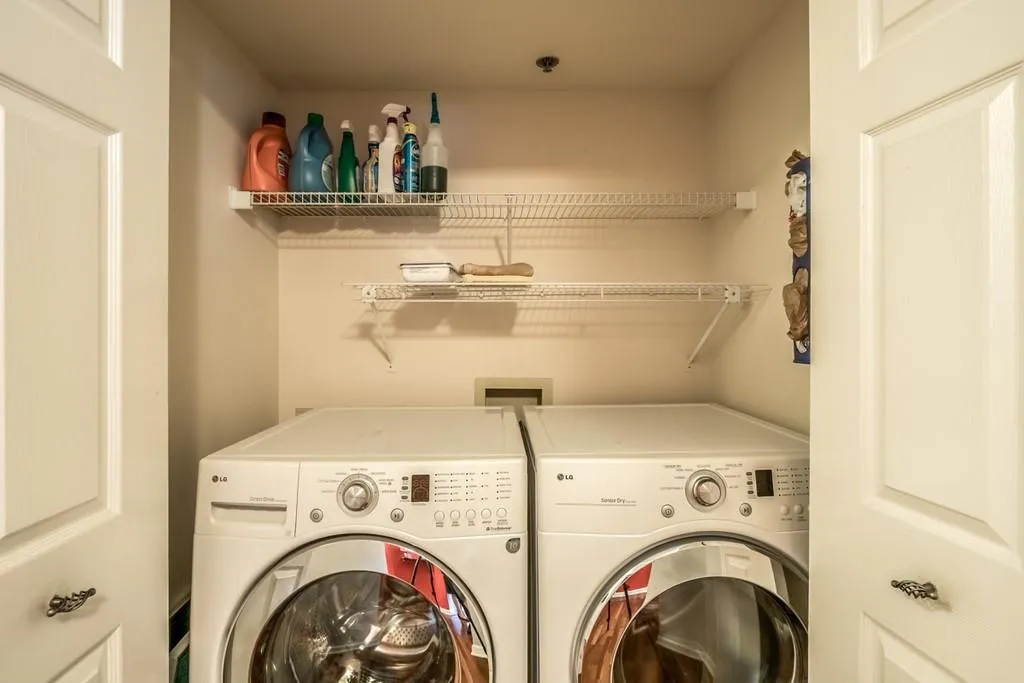 795 Hammond Drive Unit 1012, Atlanta, Georgia 30328, 1 Bedroom Bedrooms, ,1 BathroomBathrooms,Residential,Sold,795 Hammond Drive Unit 1012,6565880