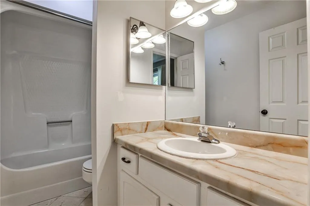 2302 Colonial Drive Ne, Brookhaven, Georgia 30319, 3 Bedrooms Bedrooms, ,2 BathroomsBathrooms,Residential,For Sale,2302 Colonial Drive Ne,7636079