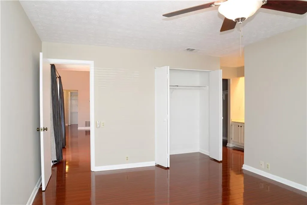 63 Dunwoody Springs Drive Unit D, Atlanta, Georgia 30328, 3 Bedrooms Bedrooms, ,2 BathroomsBathrooms,Residential,Sold,63 Dunwoody Springs Drive Unit D,5819165