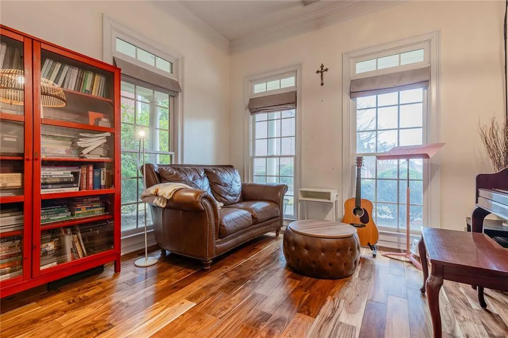 Atlanta, Georgia 30319, 5 Bedrooms Bedrooms, ,4 BathroomsBathrooms,Residential,For Sale,7696012