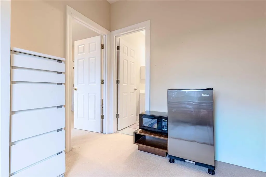 Atlanta, Georgia 30319, 5 Bedrooms Bedrooms, ,4 BathroomsBathrooms,Residential,For Sale,7696012