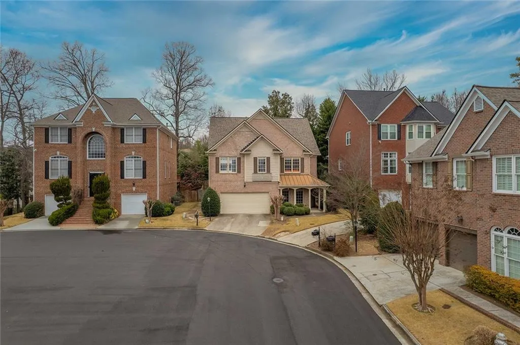Atlanta, Georgia 30319, 5 Bedrooms Bedrooms, ,4 BathroomsBathrooms,Residential,For Sale,7696012