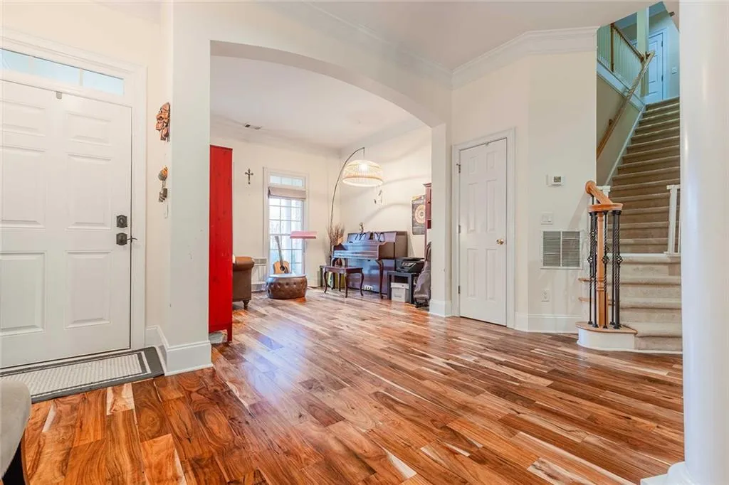 Atlanta, Georgia 30319, 5 Bedrooms Bedrooms, ,4 BathroomsBathrooms,Residential,For Sale,7696012