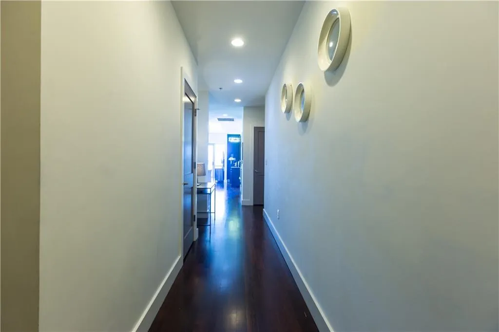 1100 Howell Mill Road Nw Unit 708, Atlanta, Georgia 30318, 3 Bedrooms Bedrooms, ,2 BathroomsBathrooms,Residential,Sold,1100 Howell Mill Road Nw Unit 708,6007301