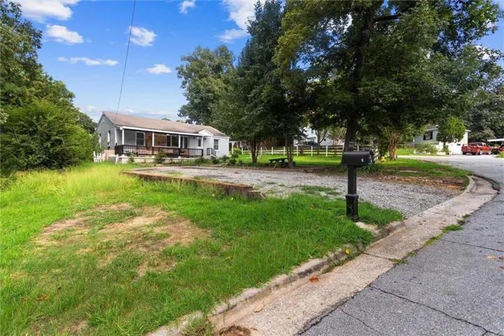 2 Lafayette Drive, Columbus, Georgia 31903