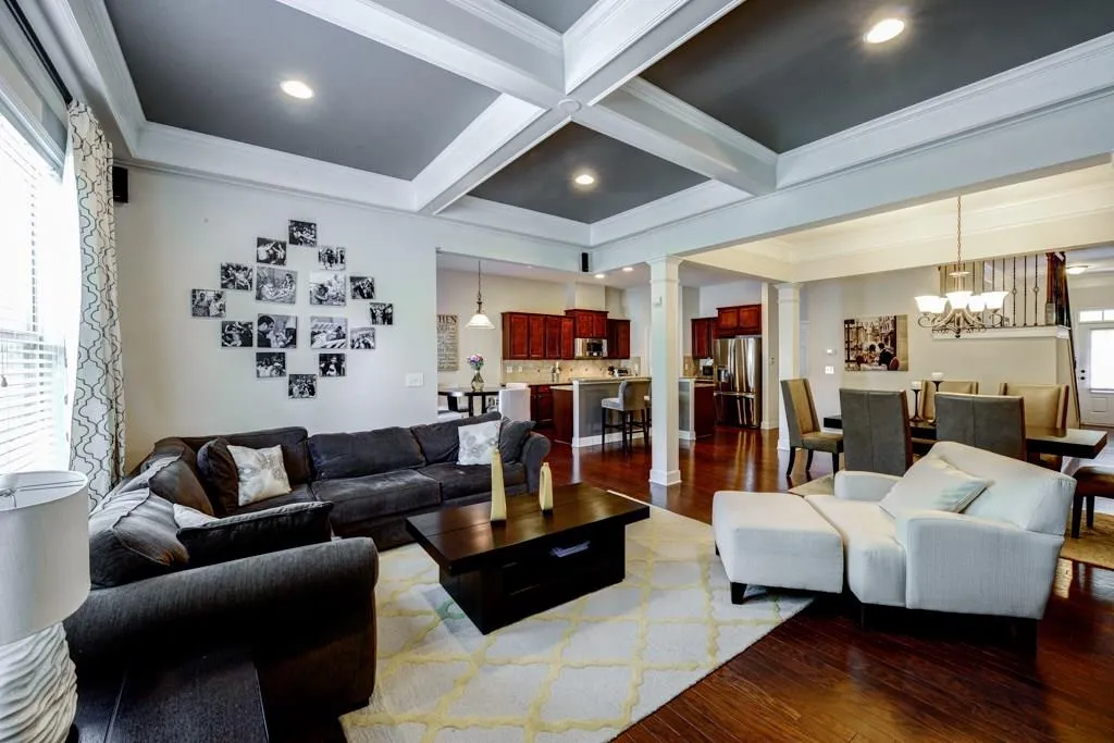 5578 High Point Road, Atlanta, Georgia 30342, 3 Bedrooms Bedrooms, ,3 BathroomsBathrooms,Residential,Sold,5578 High Point Road,5721705