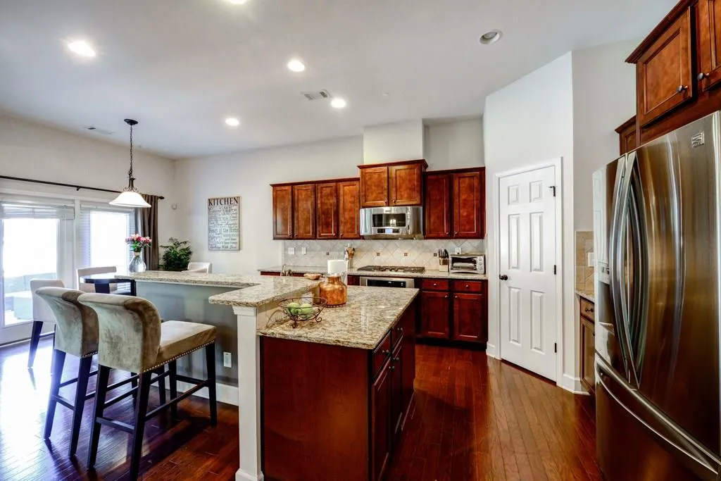 5578 High Point Road, Atlanta, Georgia 30342, 3 Bedrooms Bedrooms, ,3 BathroomsBathrooms,Residential,Sold,5578 High Point Road,5721705