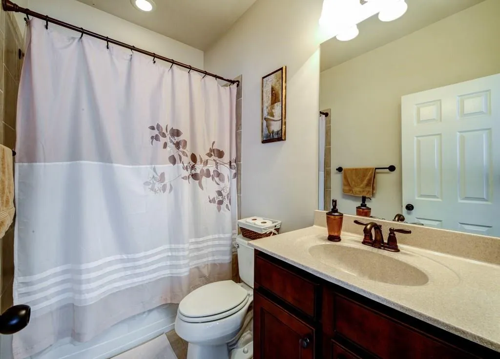 5578 High Point Road, Atlanta, Georgia 30342, 3 Bedrooms Bedrooms, ,3 BathroomsBathrooms,Residential,Sold,5578 High Point Road,5721705