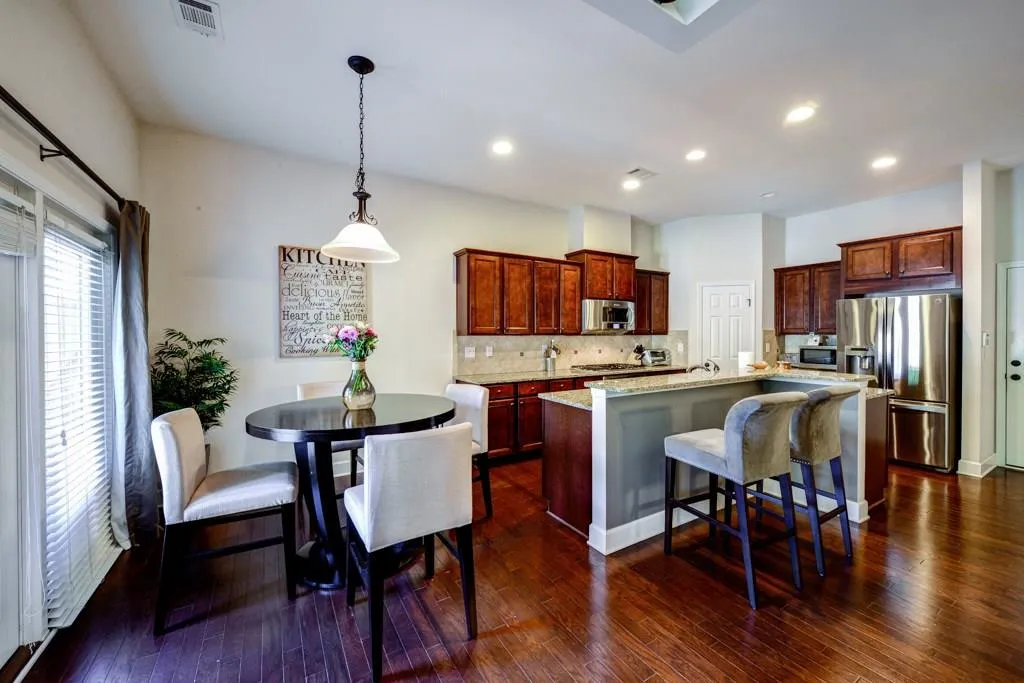 5578 High Point Road, Atlanta, Georgia 30342, 3 Bedrooms Bedrooms, ,3 BathroomsBathrooms,Residential,Sold,5578 High Point Road,5721705