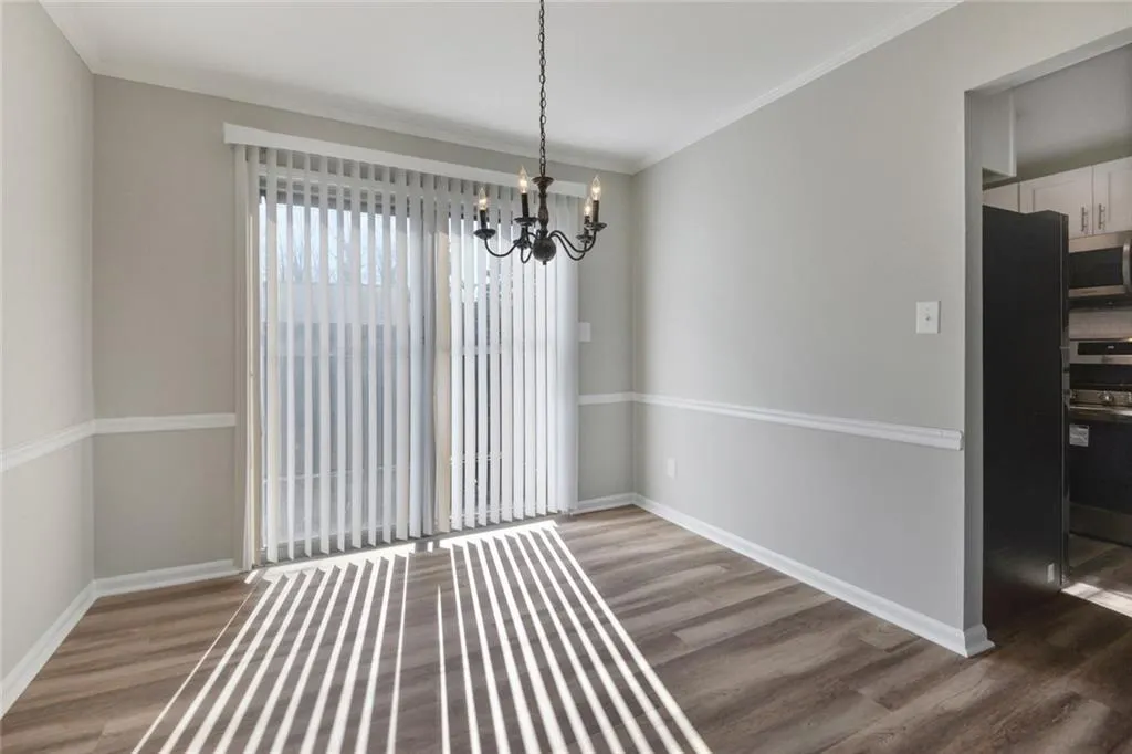 5579 Kingsport Drive Bldg 23, Sandy Springs, Georgia 30342, 2 Bedrooms Bedrooms, ,1 BathroomBathrooms,Residential,Sold,5579 Kingsport Drive Bldg 23,6821003