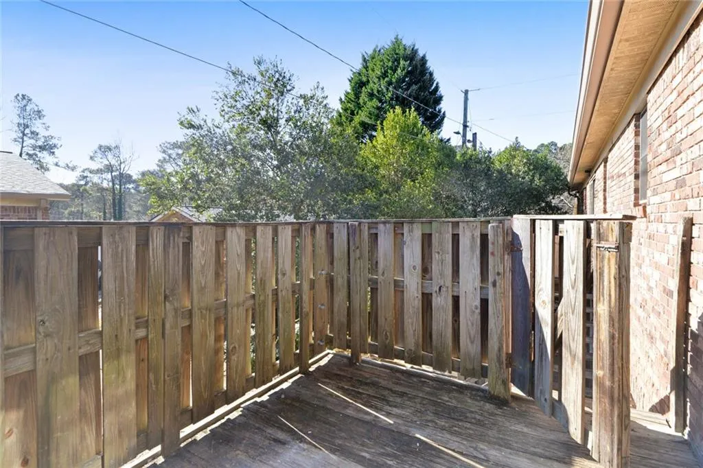 5579 Kingsport Drive Bldg 23, Sandy Springs, Georgia 30342, 2 Bedrooms Bedrooms, ,1 BathroomBathrooms,Residential,Sold,5579 Kingsport Drive Bldg 23,6821003