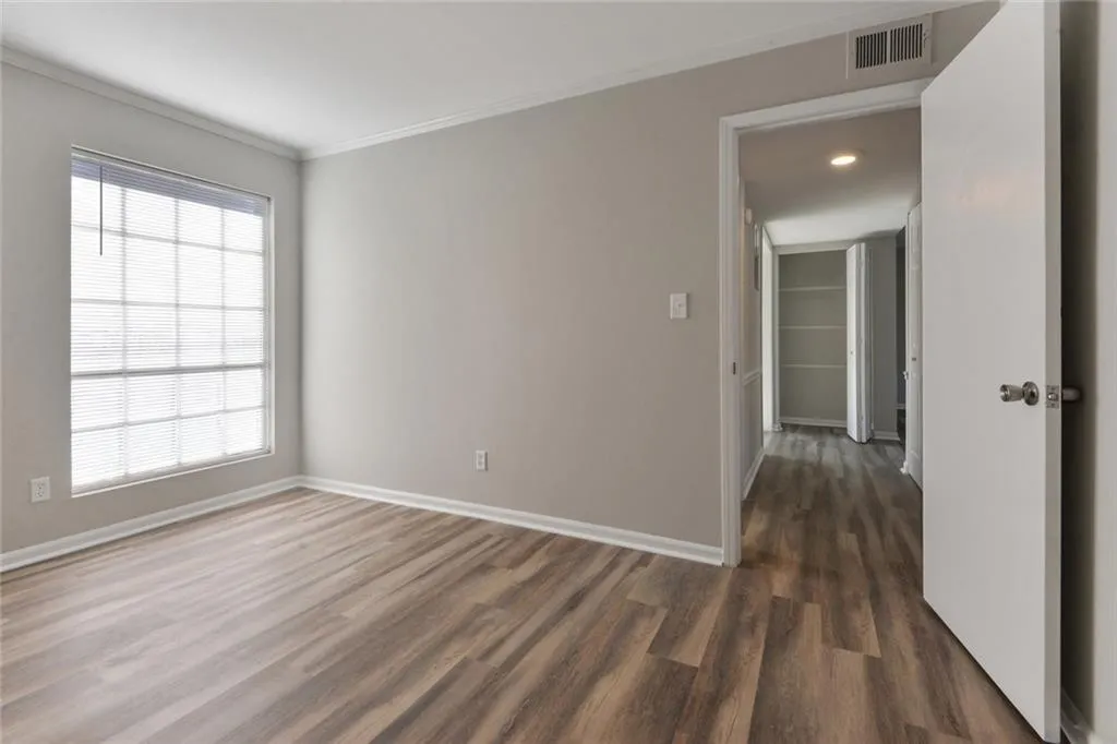 5579 Kingsport Drive Bldg 23, Sandy Springs, Georgia 30342, 2 Bedrooms Bedrooms, ,1 BathroomBathrooms,Residential,Sold,5579 Kingsport Drive Bldg 23,6821003